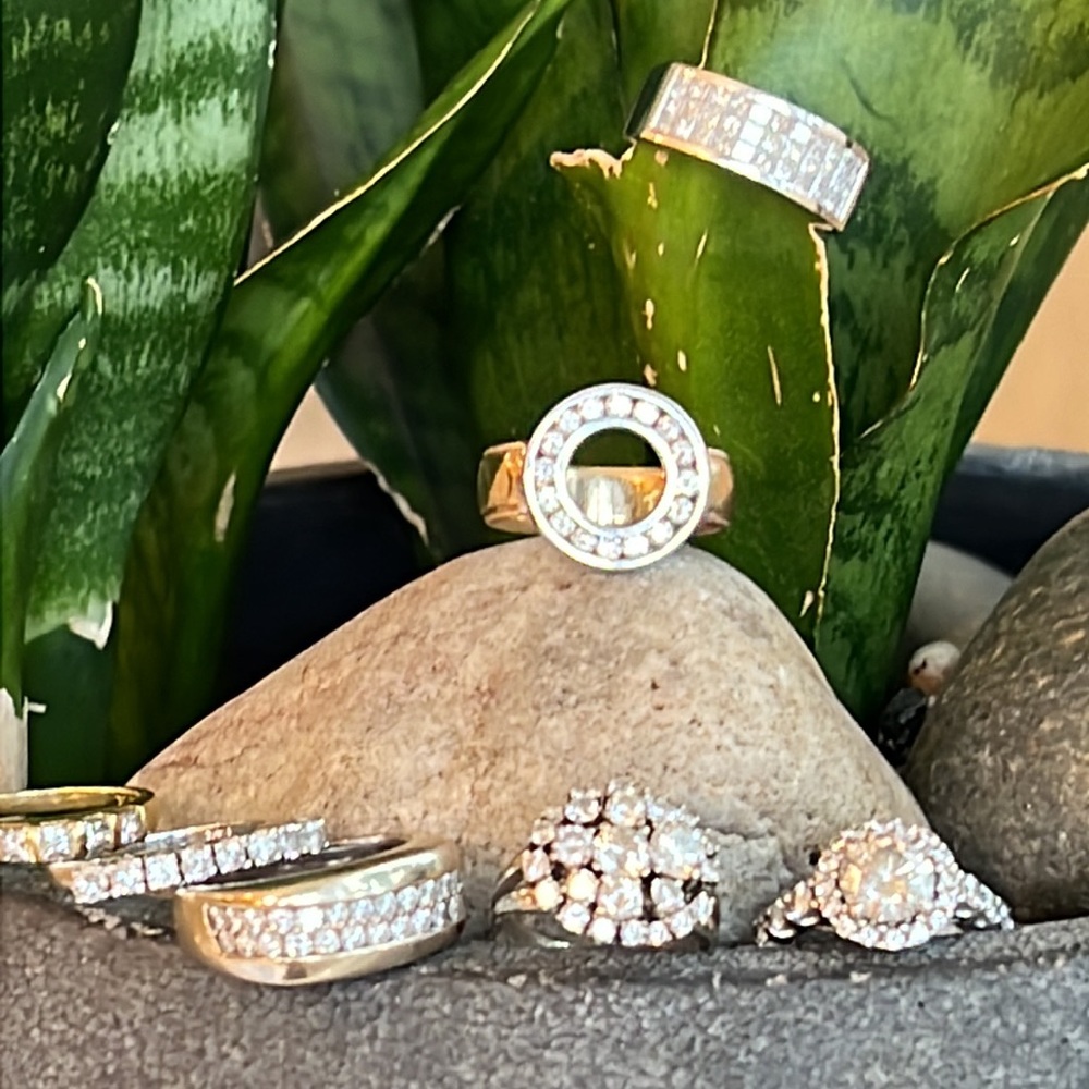 Diamond rings - Picture 6 of 7